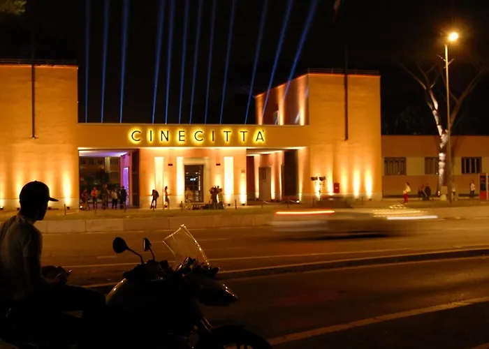 Bed Cinecittadue 4*