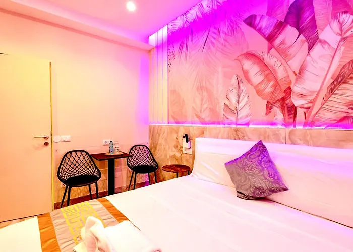 Bed Cinecittadue 4* Rome